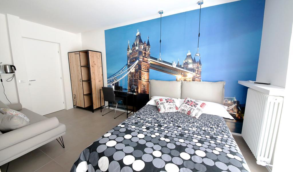 Affittacamere Smile Accomodation อาออสตา ภายนอก รูปภาพ